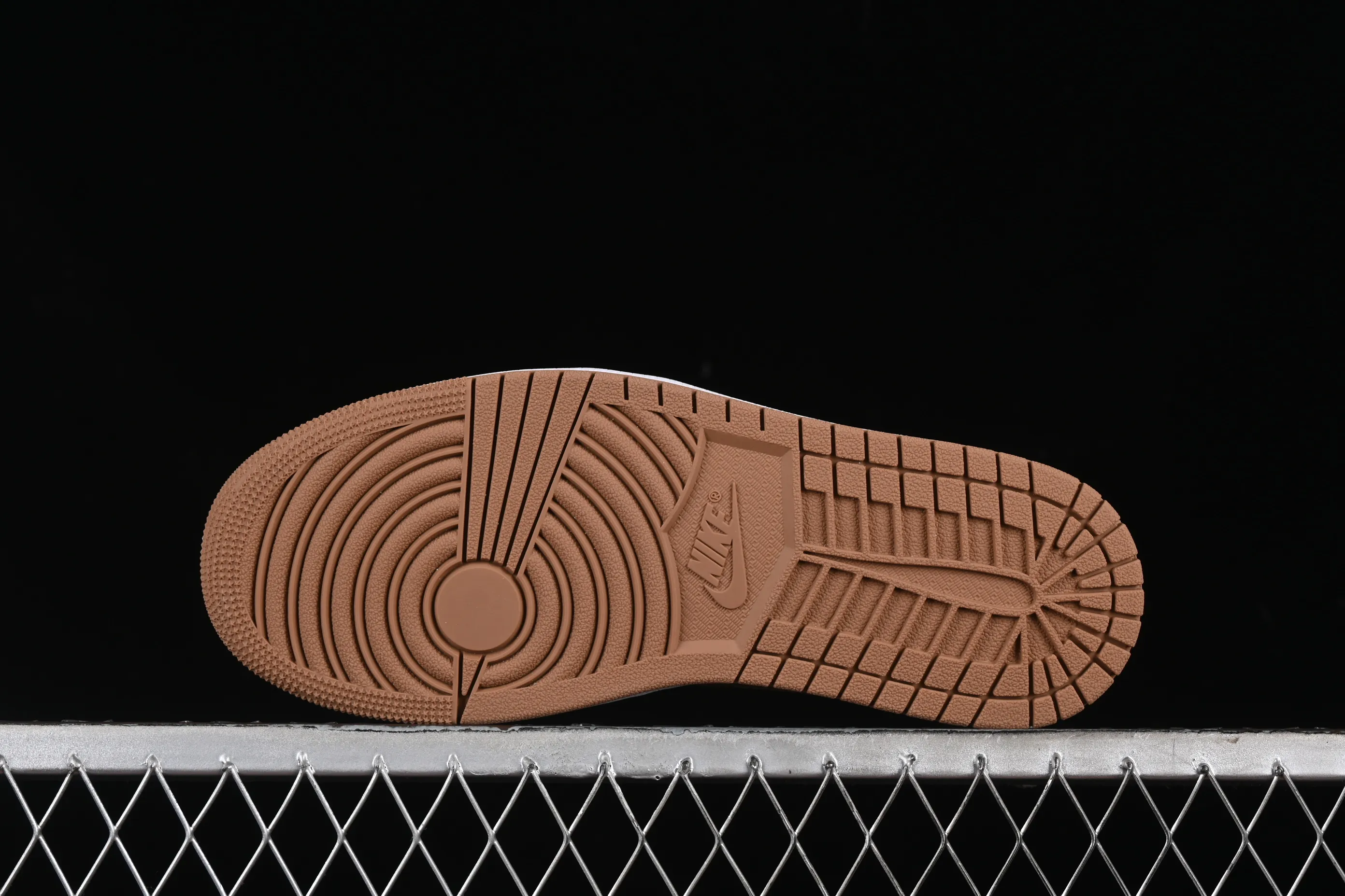 All categories Air Jordan Jordan series basketball shoes Air Jordan 1 Low G version pure original Air Jordan 1 Low AJ1 Joe 1 white brown low-top cultural casual sneakers DC0774-202